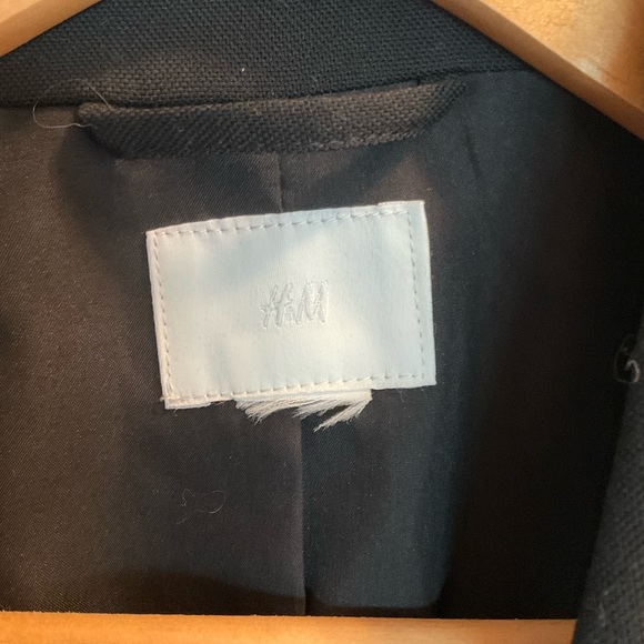 H&M Black Blazer Good Condition - Picture 3 of 6